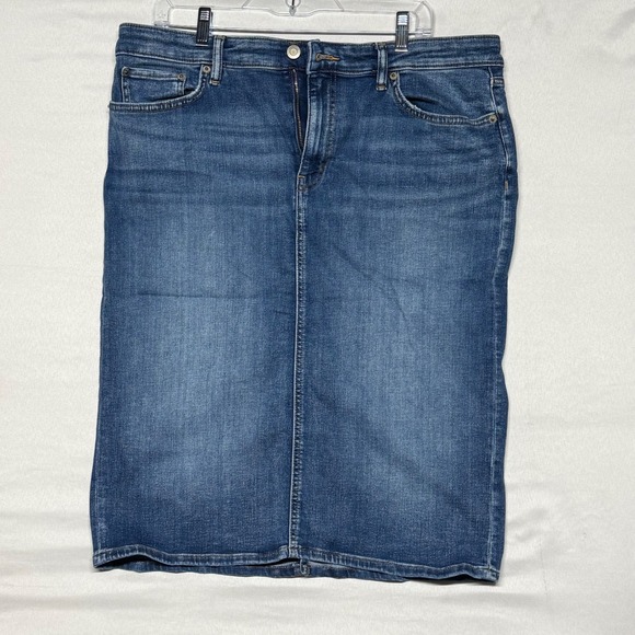 Lauren Ralph Lauren Denim Pencil Skirt Medium Wash Knee Length Women's Size 14 - Picture 2 of 16